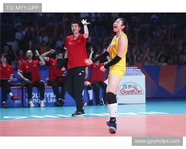 成都排球队与西安排球队赛后复盘分析配合策略与表现总结